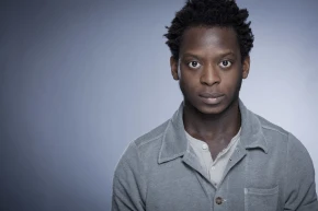 Kobna Holdbrook-Smith