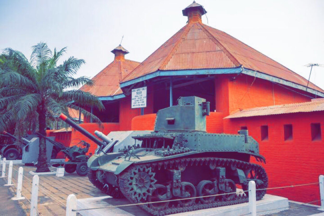 Kumasi Fort and Military Museum: Home to graves of British casualties ...